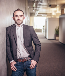 Sales director - Fabian Heinl